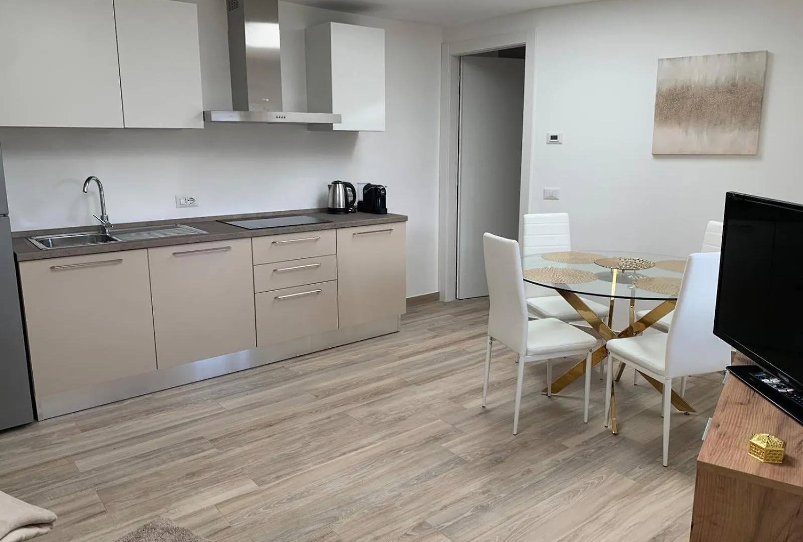 Apartment Appartamenti Lilla Tremosine Italy